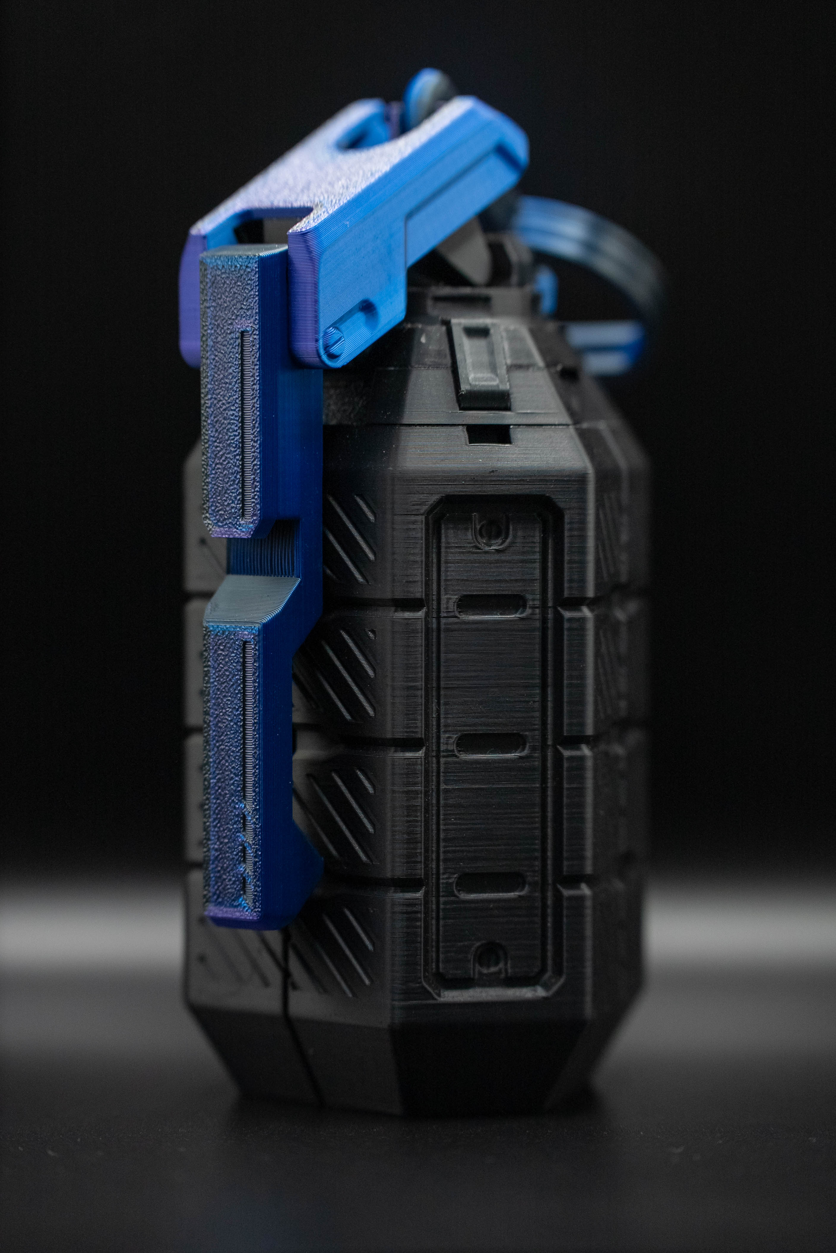 Grenade holder image 3